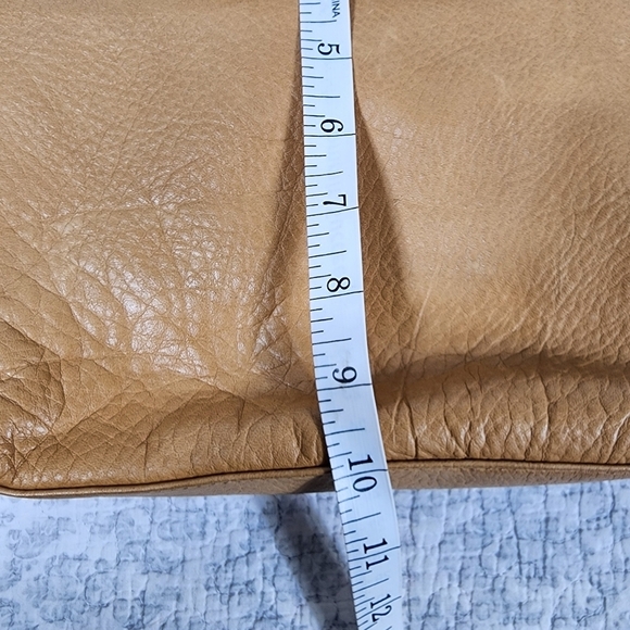 Tan Genuine Leather Crossbody Shoulder Bag with Turn Lock - Picture 7 of 9